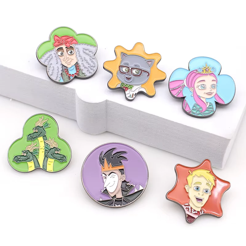 Colorful character-image pins in flower, star, circle and clover shapes.